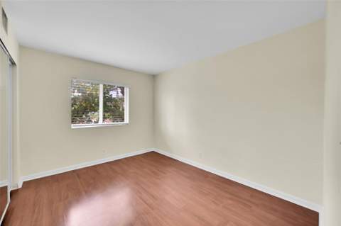 2655 NE 8th Avenue #Apt 210, Wilton Manors FL - photo 11 of 45