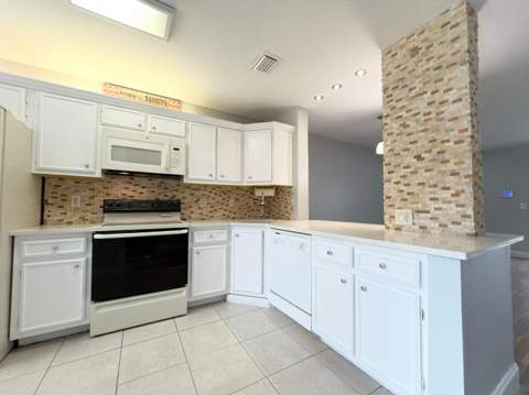 5508 Cannon Way #C, West Palm Beach FL - photo 14 of 27