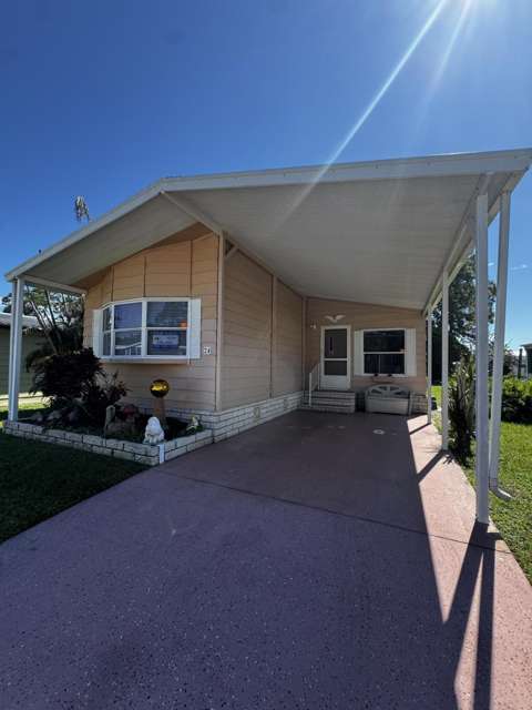 24 Flores Del Norte, home for sale on Flores Del Norte