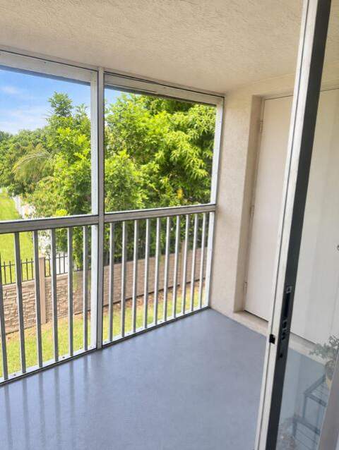 456 N Laurel Drive #1507, Margate FL - photo 15 of 15