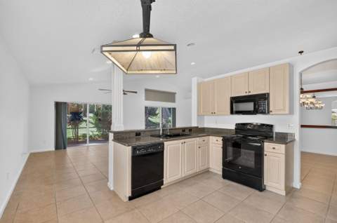 13063 Misty Gilbralter Way, Delray Beach FL - photo 11 of 67