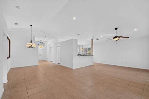 13063 Misty Gilbralter Way, Delray Beach FL - photo 13 of 67