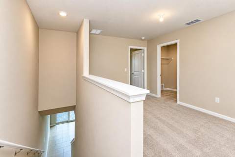 5648 Mentmore Drive, Mangonia Park FL - photo 8 of 18