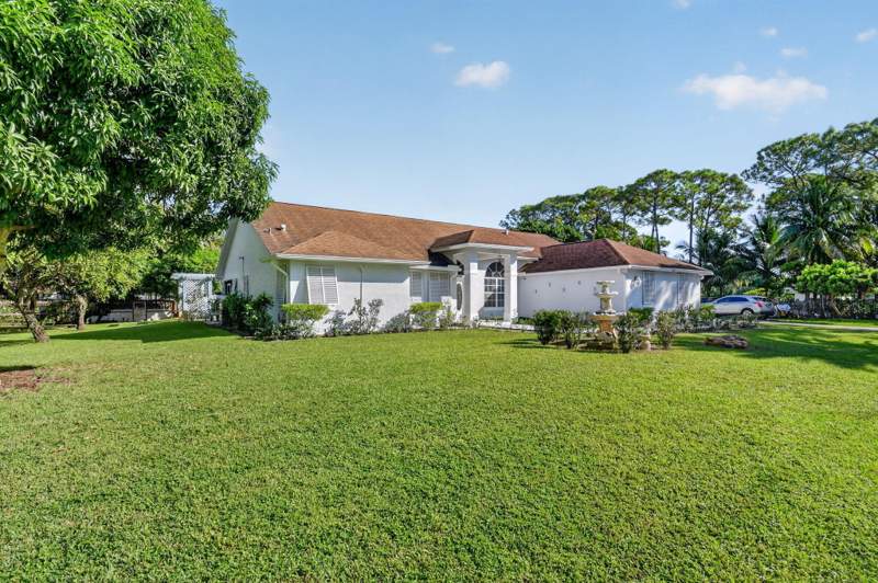 5 bedroom Single Family Residence at 8895 Palomino Drive, Palm Beach Ranchettes, Lake Worth — photo 5
