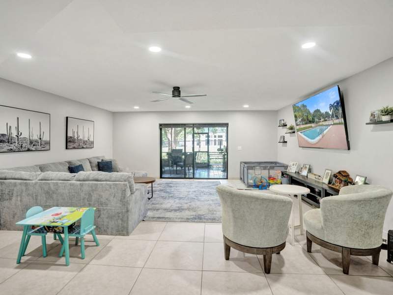 2 bedroom Townhouse at 11575 NW 2nd, Chateaulaine, Plantation — photo 5
