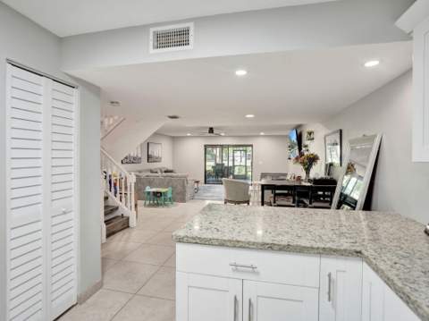 11575 NW 2nd, Plantation FL - photo 8 of 29