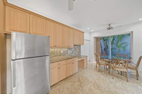 7756 Travelers Tree Drive, Boca Raton FL - photo 14 of 57