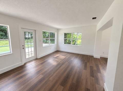 180 SE Serenata Court, Port St. Lucie FL - photo 7 of 7