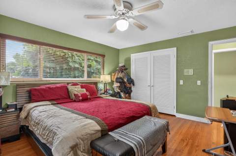 291 SW 60th Avenue, Plantation FL - photo 16 of 40