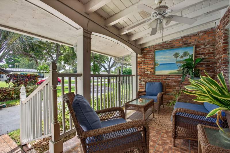4 bedroom Single Family Residence at 291 SW 60th Avenue, Plantation Park, Plantation — photo 4