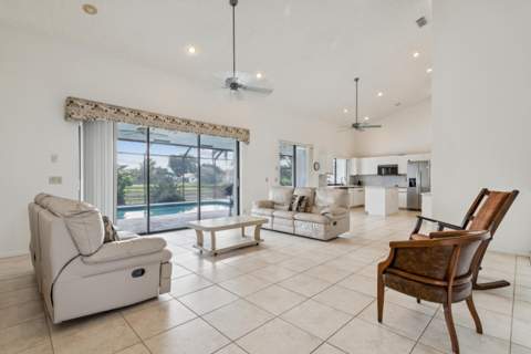 1240 NW 100th Way, Plantation FL - photo 14 of 53