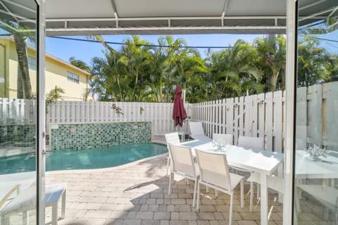 4218 Sea Grape Drive, Lauderdale-By-The-Sea FL - photo 7 of 41