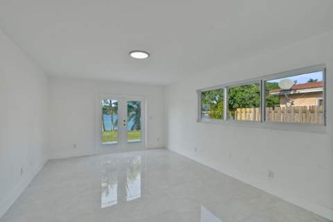 8351 NW 19th Street, Pembroke Pines FL - photo 17 of 52