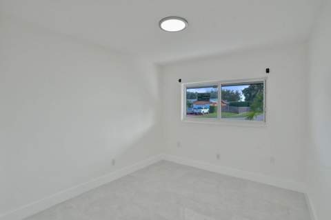 8351 NW 19th Street, Pembroke Pines FL - photo 23 of 52