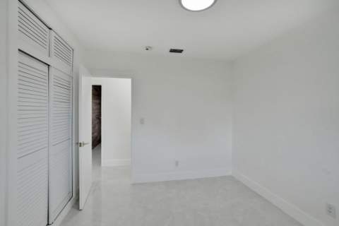 8351 NW 19th Street, Pembroke Pines FL - photo 24 of 52