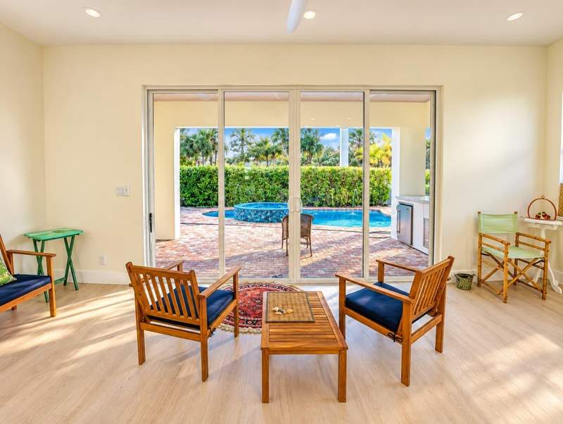 4 bedroom Single Family Residence at 115 Magic Way, Estates Of Sims Creek, Jupiter — photo 5