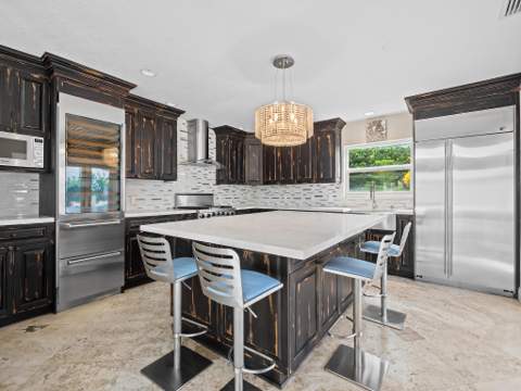 708 SE 7th Street, Delray Beach FL - photo 11 of 47