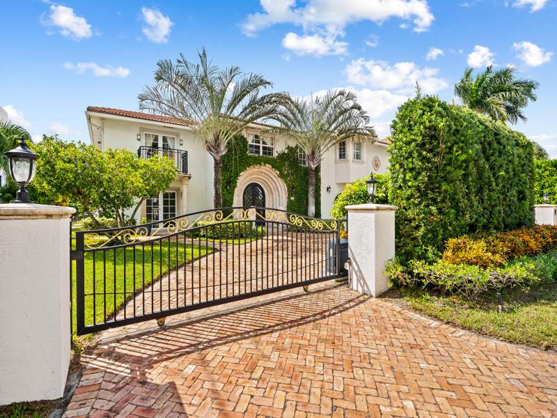 6 bedroom Single Family Residence at 708 SE 7th Street, Rio Del Rey Shores, Delray Beach — photo 2