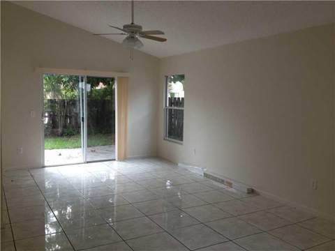 1307 E Glen Oak Road, North Lauderdale FL - photo 7 of 11