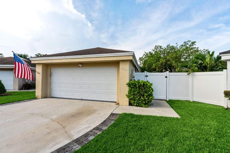 3 bedroom Single Family Residence at 3331 NW 22nd Place, Lakeview Homes At, Coconut Creek — photo 4
