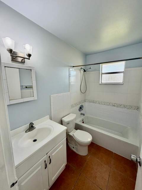 5288 E Cannon Way, West Palm Beach FL - photo 7 of 31