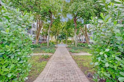 631 E Woolbright Road #207, Boynton Beach FL - photo 11 of 14