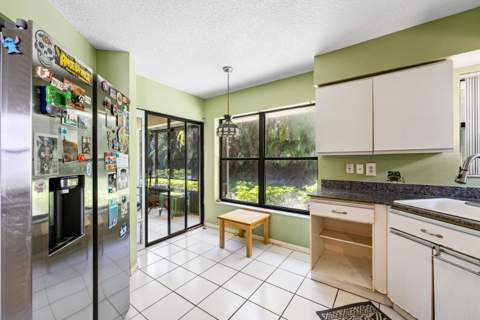 2508 Aspen Way, Boynton Beach FL - photo 7 of 24