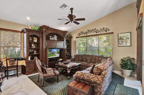 11733 Cardenas Boulevard, Boynton Beach FL - photo 9 of 29