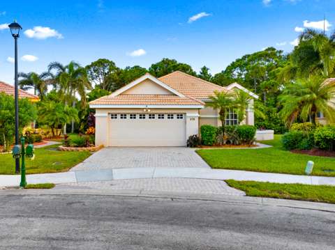 576 SW Saint Kitts Cove, home for sale in Port St. Lucie 34986