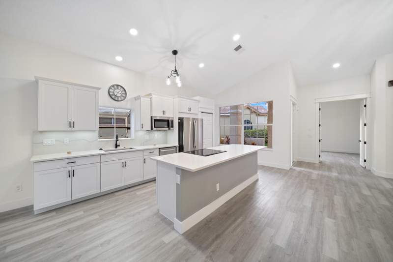 3 bedroom Single Family Residence at 576 SW Saint Kitts Cove, 1st Replat Lake Charles, Port St. Lucie — photo 5