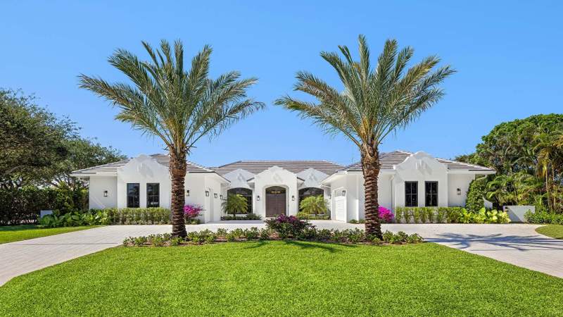 5 bedroom Single Family Residence at 2775 Ave Au Soleil, Place Au Soliel, Gulf Stream — photo 3