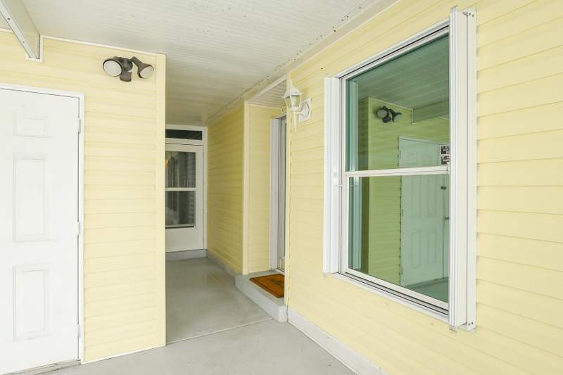 3 bedroom Manufactured Home at 3128 Palm Warbler Court, Eagle'S Retreat At Savanna Club Phase 2, Port St. Lucie — photo 3