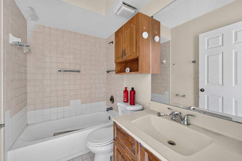 3 bedroom Single Family Residence at 7625 Canal Drive, Palm Beach Farms Co 3, Lake Worth — photo 5
