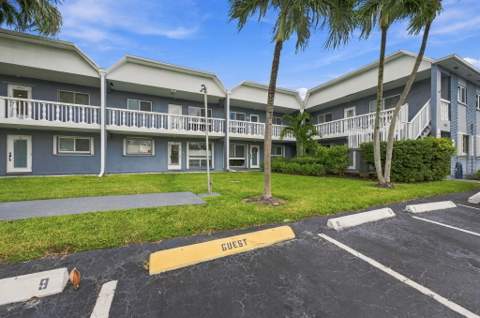 1125 NW 30th Court #9, Wilton Manors FL - photo 6 of 31