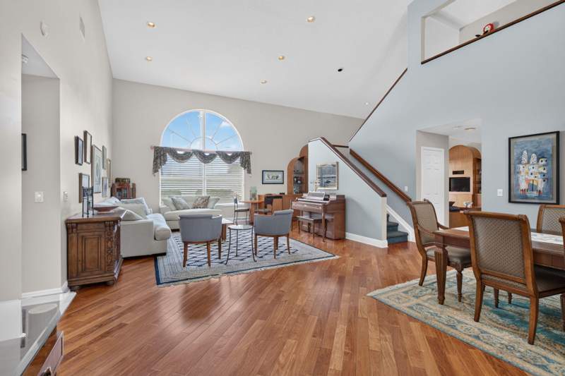 5 bedroom Single Family Residence at 10257 Bermuda Drive, Embassy Lakes Parcel, Cooper City — photo 4