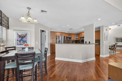 10257 Bermuda Drive, Cooper City FL - photo 9 of 54