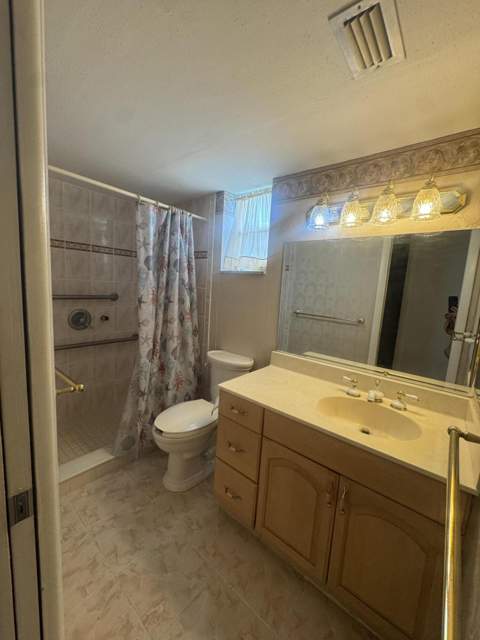 2640 Garden Drive #Apt 203, Lake Worth Beach FL - photo 12 of 24