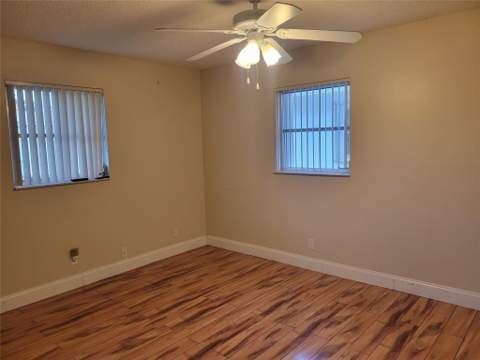 1170 NW 90th Avenue, Plantation FL - photo 9 of 18