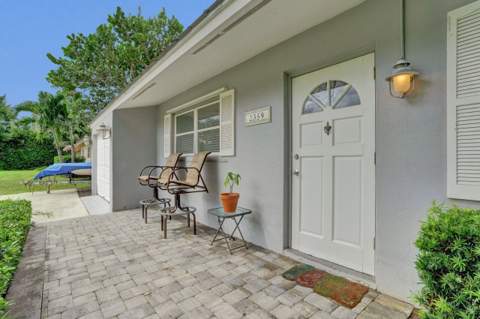 2359 Holly Lane, Palm Beach Gardens FL - photo 23 of 28