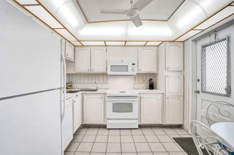 1501 S Ocean Boulevard #306, Lauderdale-By-The-Sea FL - photo 10 of 36