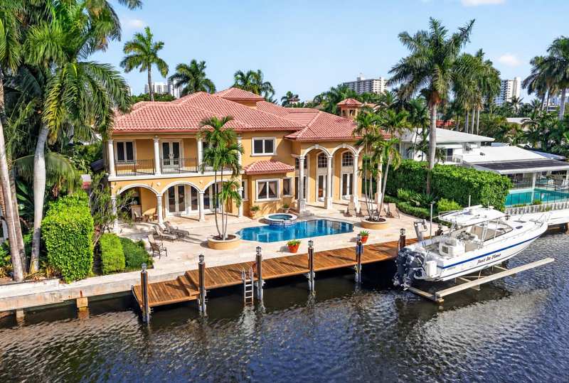 7 bedroom Single Family Residence at 67 Royal Palm Drive, Nurmi Isles Island No 1, Fort Lauderdale — photo 1