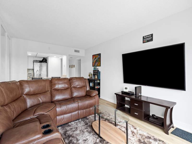 1 bedroom Condominium at 900 River Reach Drive #406, River Reach Condominium I, Fort Lauderdale — photo 2