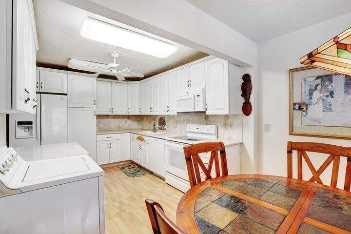 2 bedroom Condominium at 14 Westgate Lane #14D, Westgate, Boynton Beach — photo 2