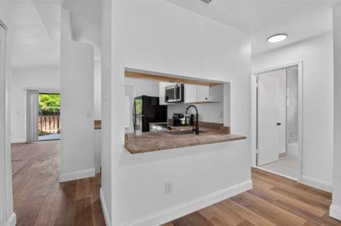 1323 Summit Run Circle, West Palm Beach FL - photo 14 of 59