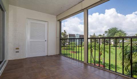 2755 Casita Way #203, Delray Beach FL - photo 12 of 38