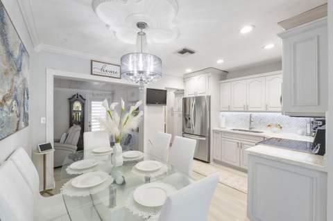 7020 SW 20th, North Lauderdale FL - photo 9 of 37