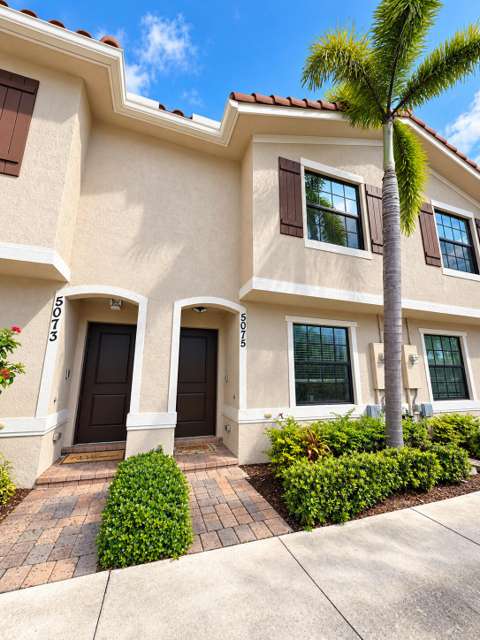 5075 Genove Place, gated community for sale in Riviera Beach