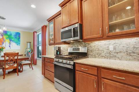 11917 SW Seahorse Springs Terrace, Port St. Lucie FL - photo 7 of 35
