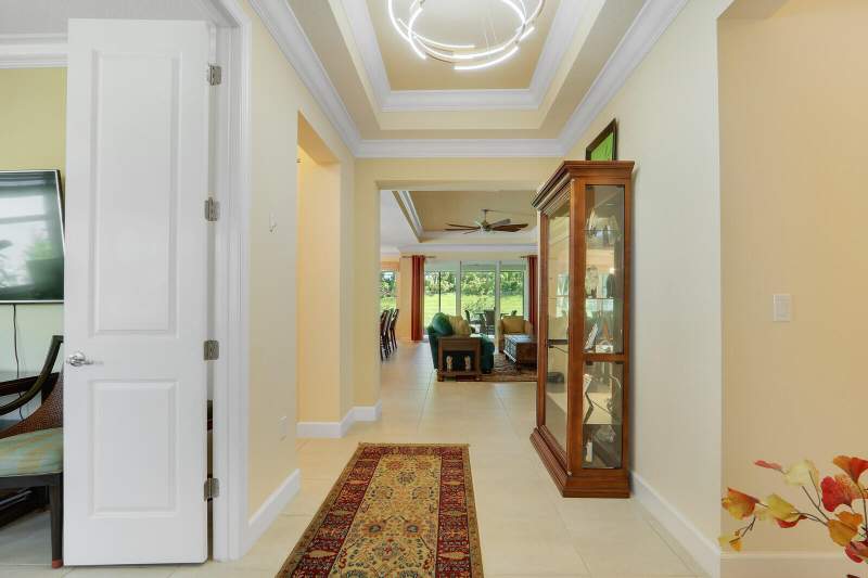 3 bedroom Single Family Residence at 11917 SW Seahorse Springs Terrace, Riverland Parcel C - Plat Three, Port St. Lucie — photo 4