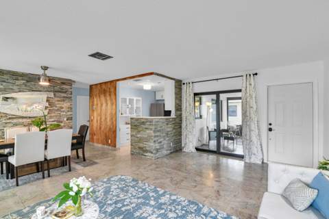 2822 SW Natura Boulevard, Deerfield Beach FL - photo 6 of 45